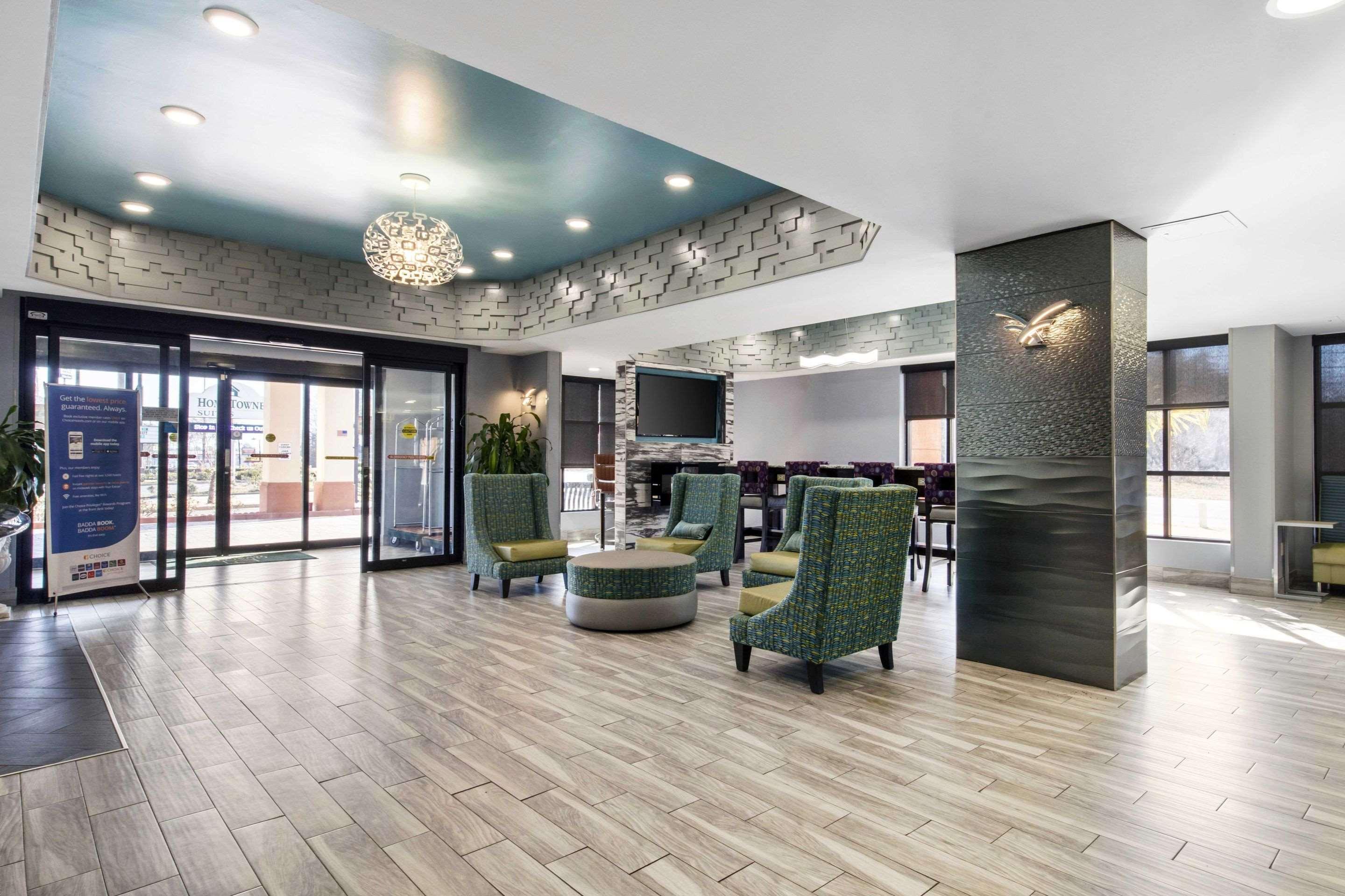 Quality Inn & Suites Montgomery East Carmichael Rd Dış mekan fotoğraf