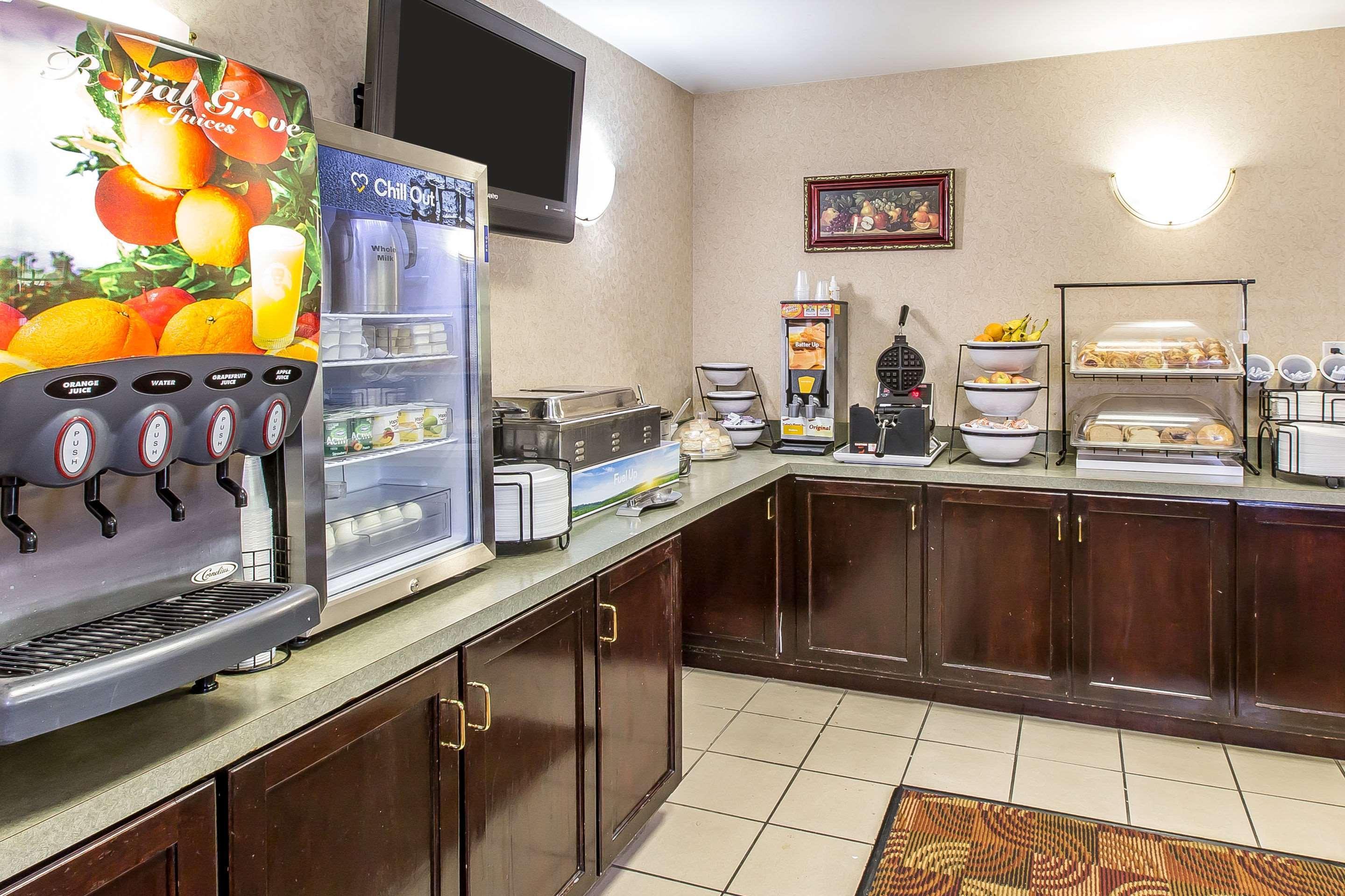 Quality Inn & Suites Montgomery East Carmichael Rd Dış mekan fotoğraf