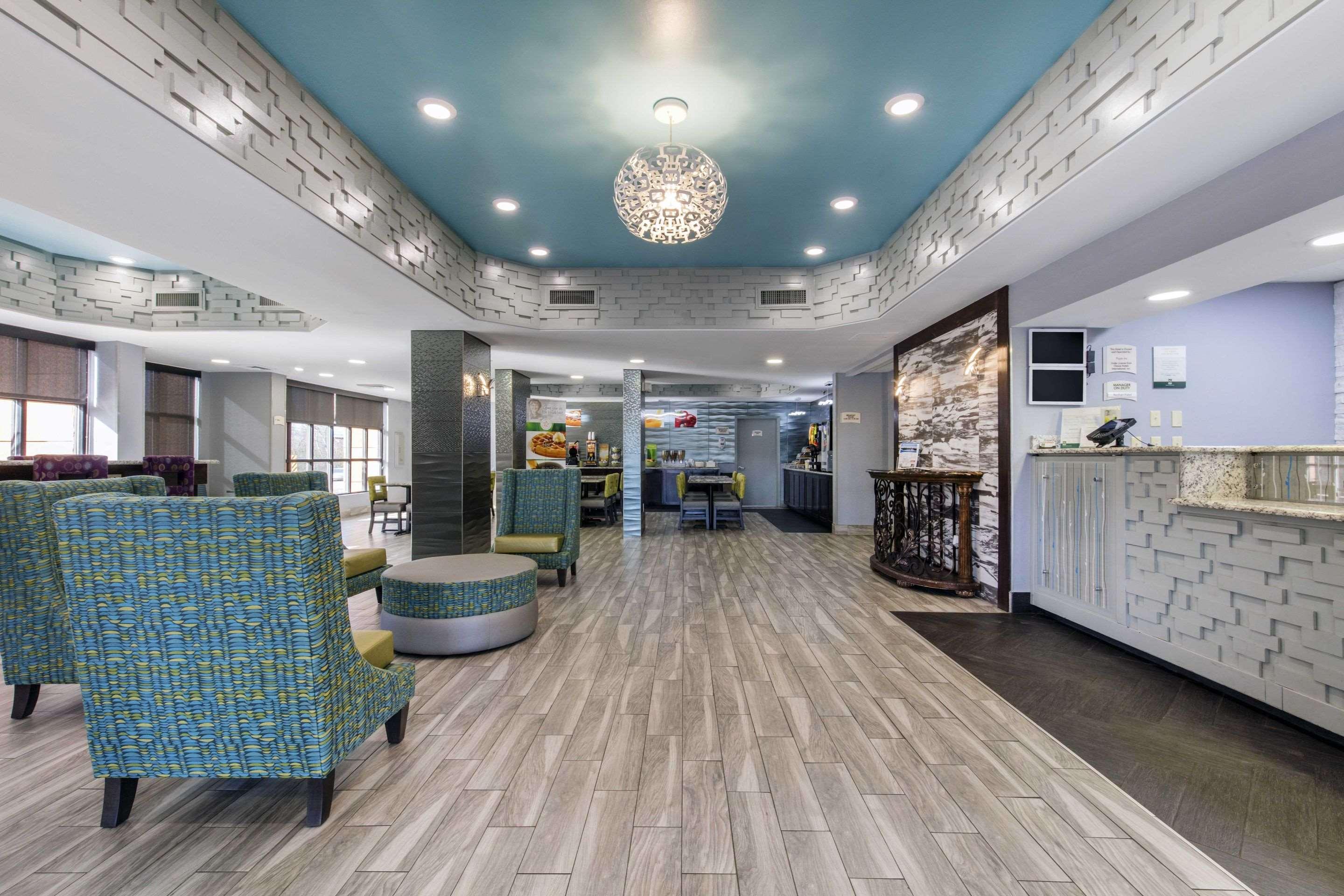 Quality Inn & Suites Montgomery East Carmichael Rd Dış mekan fotoğraf