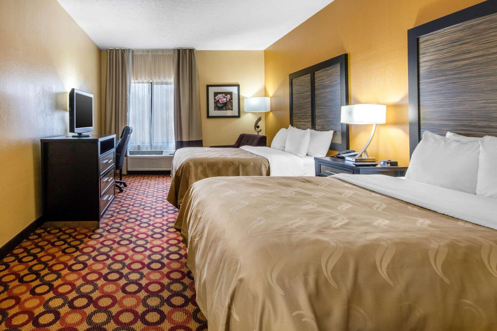Quality Inn & Suites Montgomery East Carmichael Rd Dış mekan fotoğraf