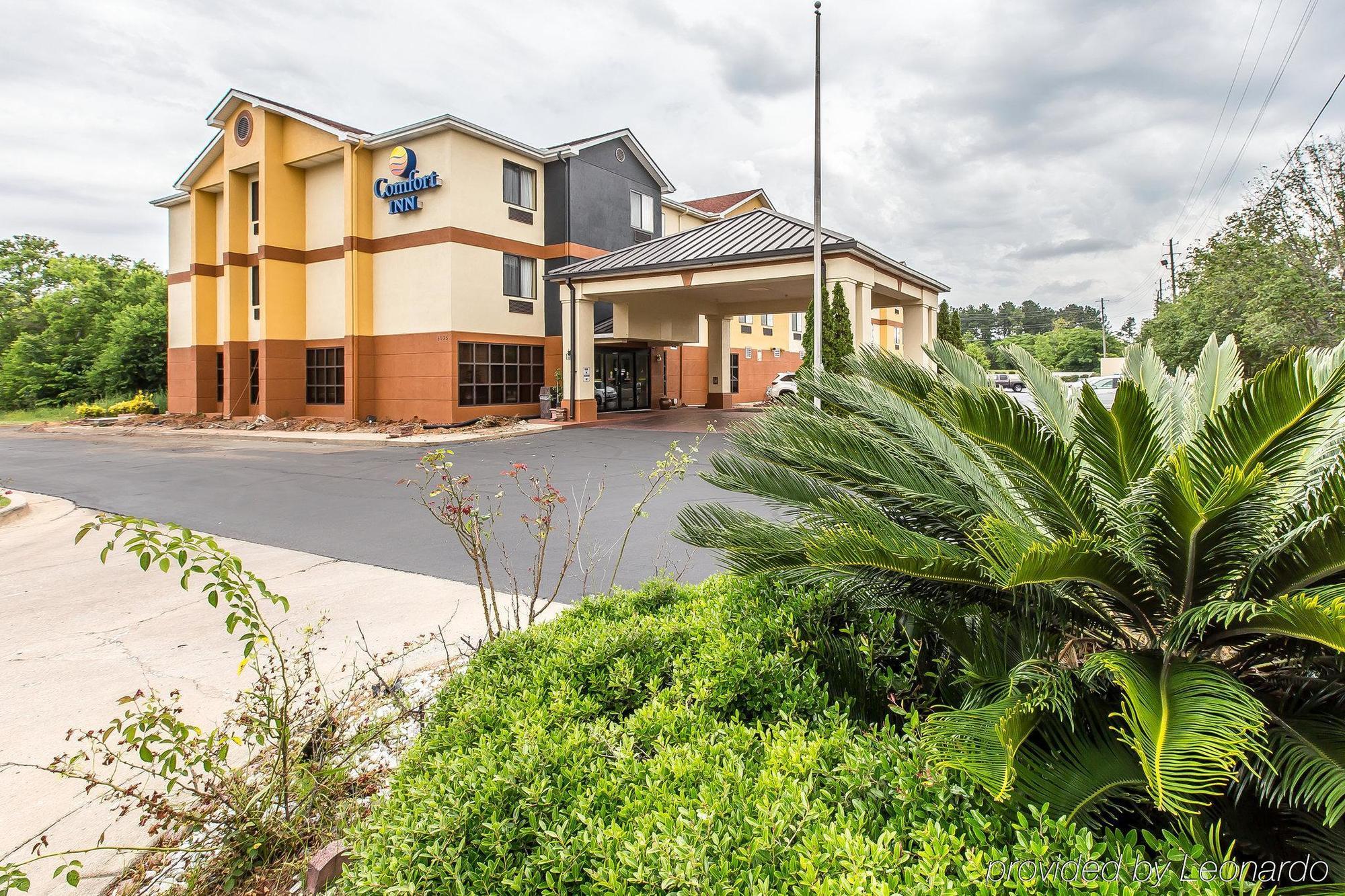 Quality Inn & Suites Montgomery East Carmichael Rd Dış mekan fotoğraf
