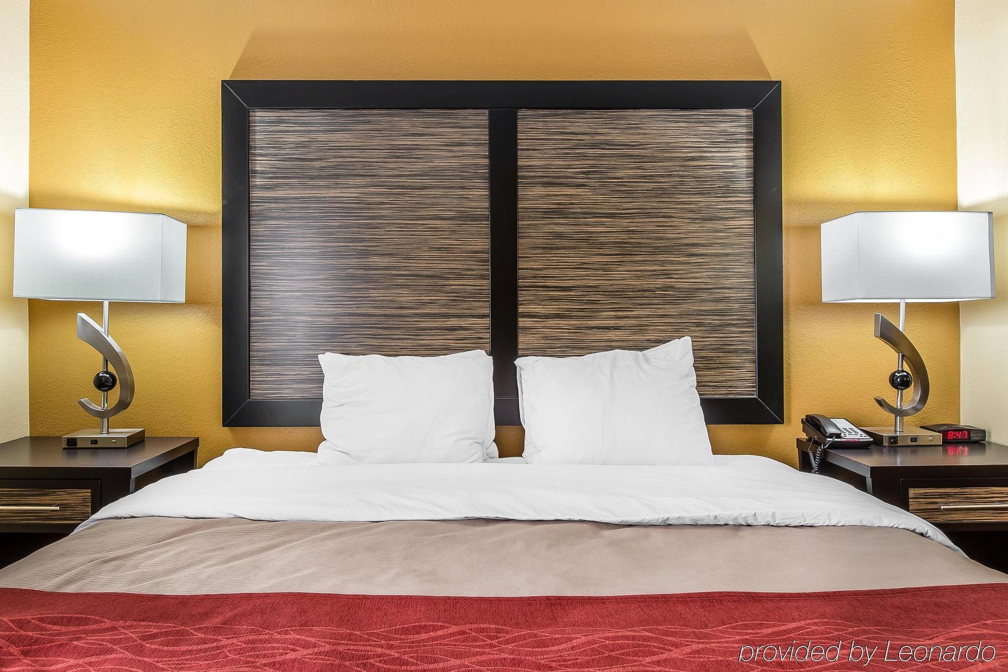 Quality Inn & Suites Montgomery East Carmichael Rd Dış mekan fotoğraf