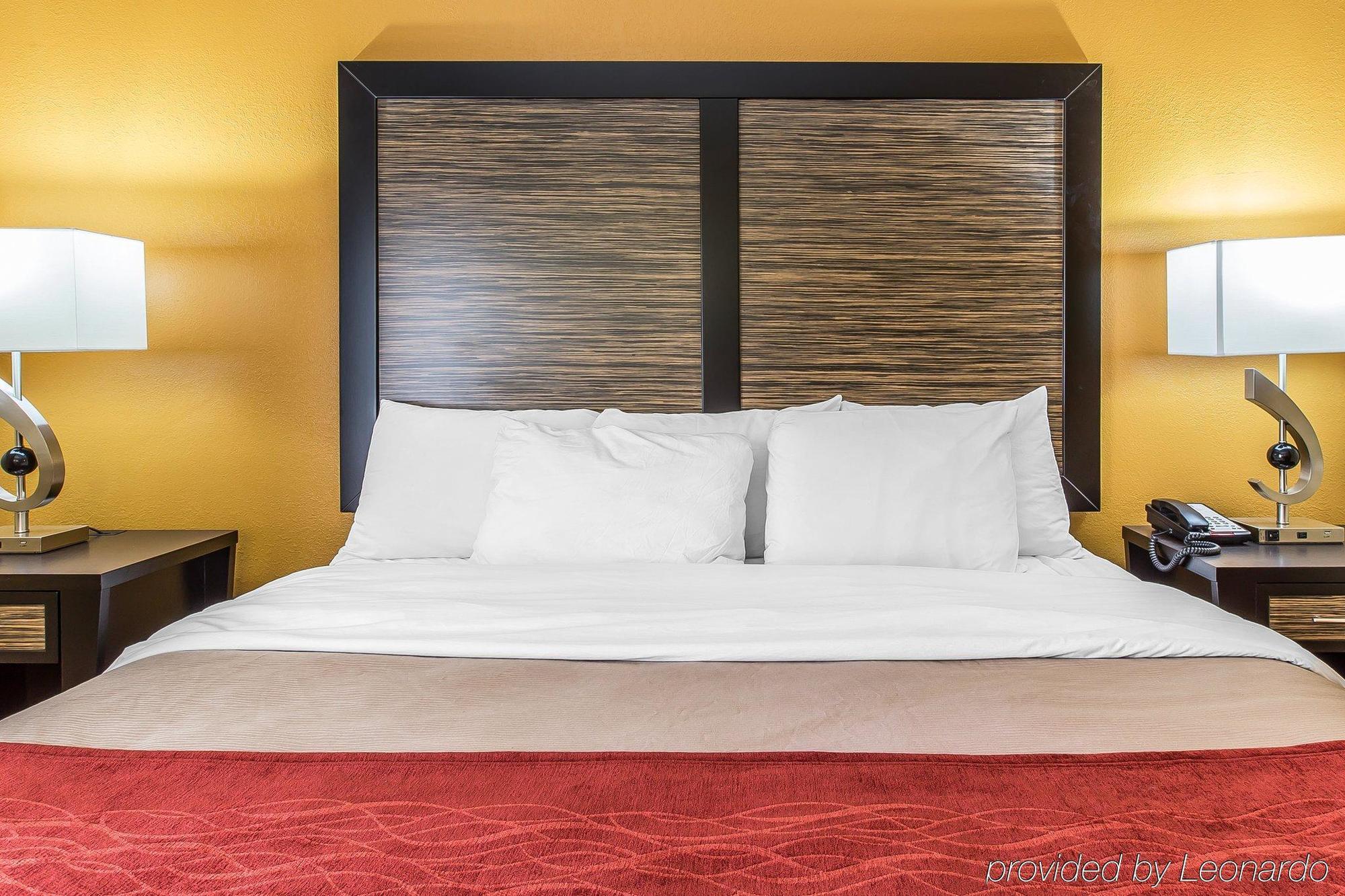 Quality Inn & Suites Montgomery East Carmichael Rd Dış mekan fotoğraf