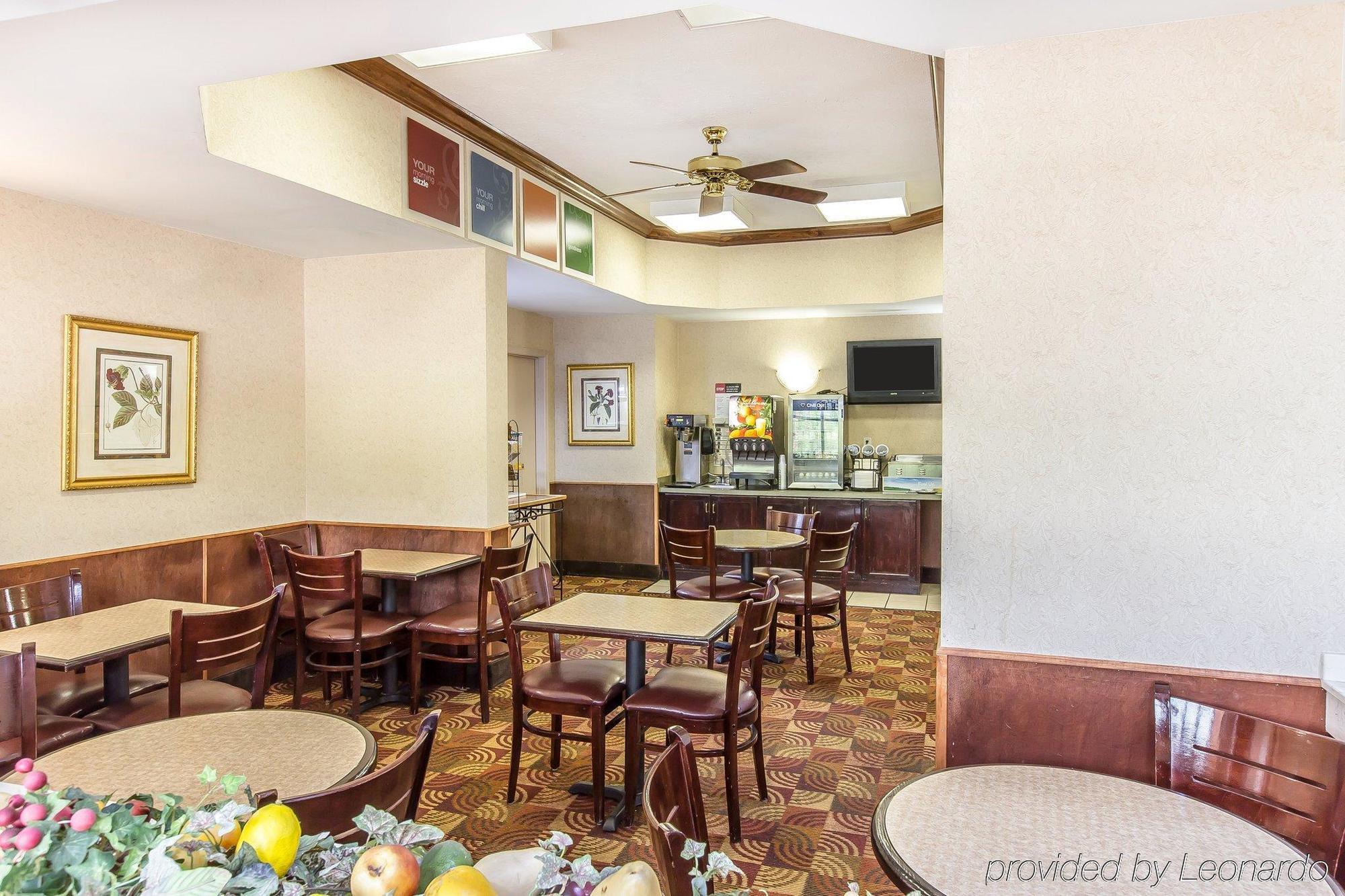 Quality Inn & Suites Montgomery East Carmichael Rd Dış mekan fotoğraf