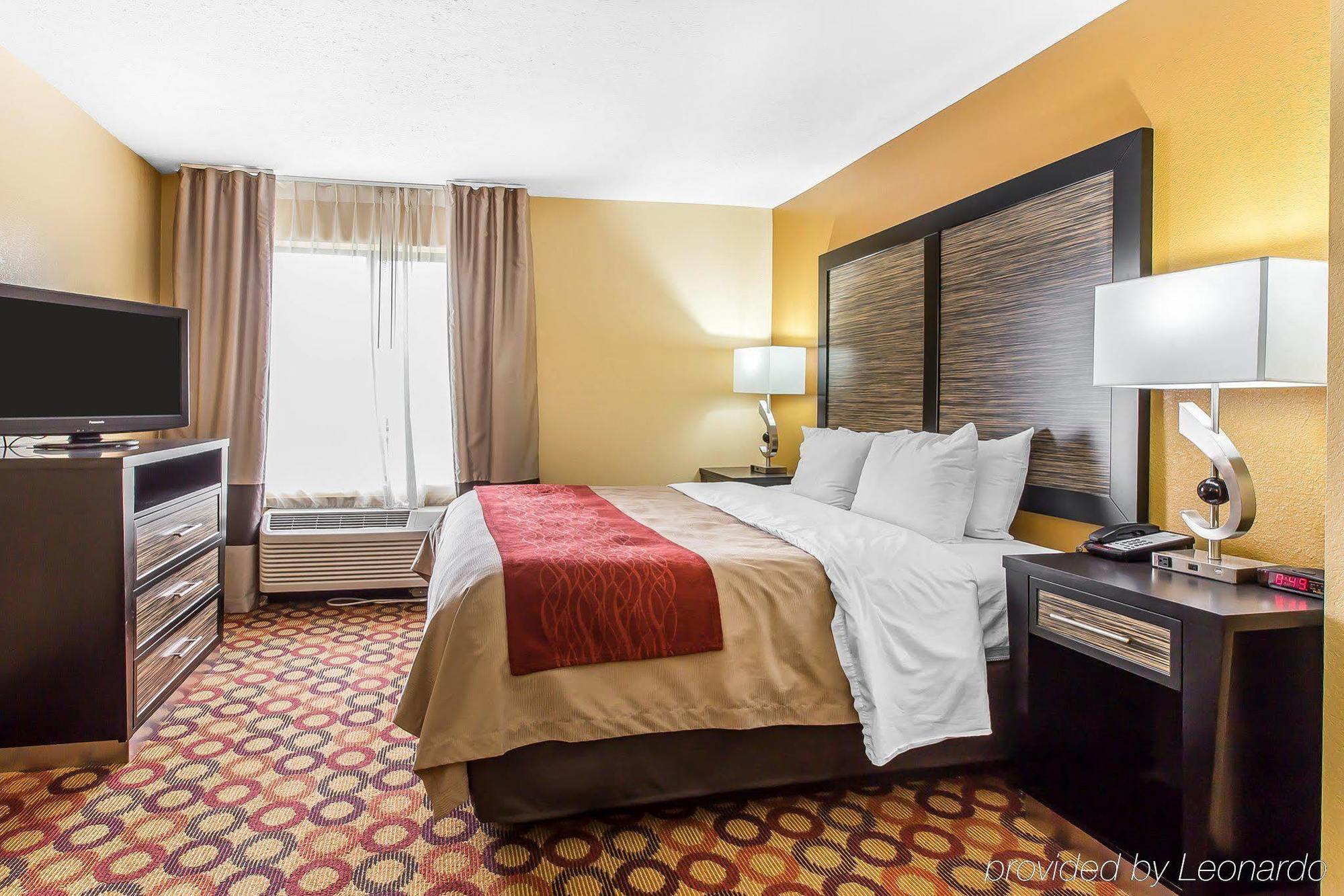 Quality Inn & Suites Montgomery East Carmichael Rd Dış mekan fotoğraf